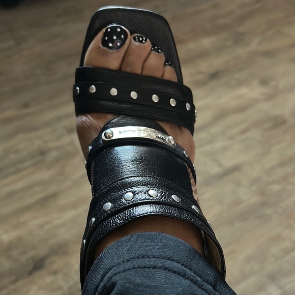 Michael Kors black leather studded heeled Sandal. Size 7.5 sporting a 4” heel - Picture 6 of 10